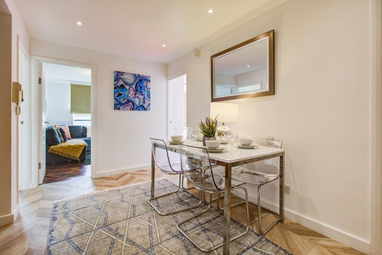 3-Bedroom, 3-Baths Apartment In Super Posh Marylebone, Central London, W1 Bagian luar foto