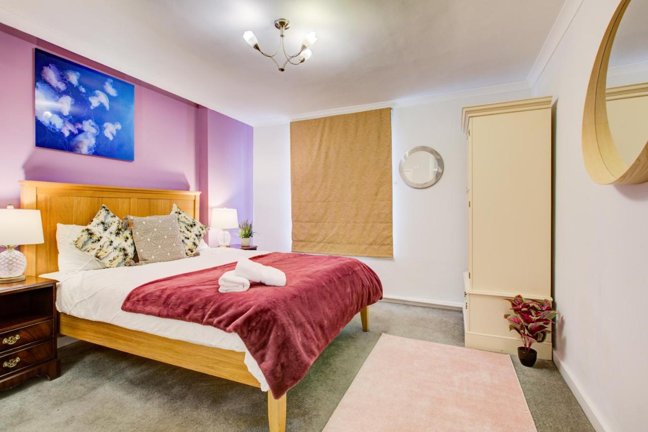 3-Bedroom, 3-Baths Apartment In Super Posh Marylebone, Central London, W1 Bagian luar foto