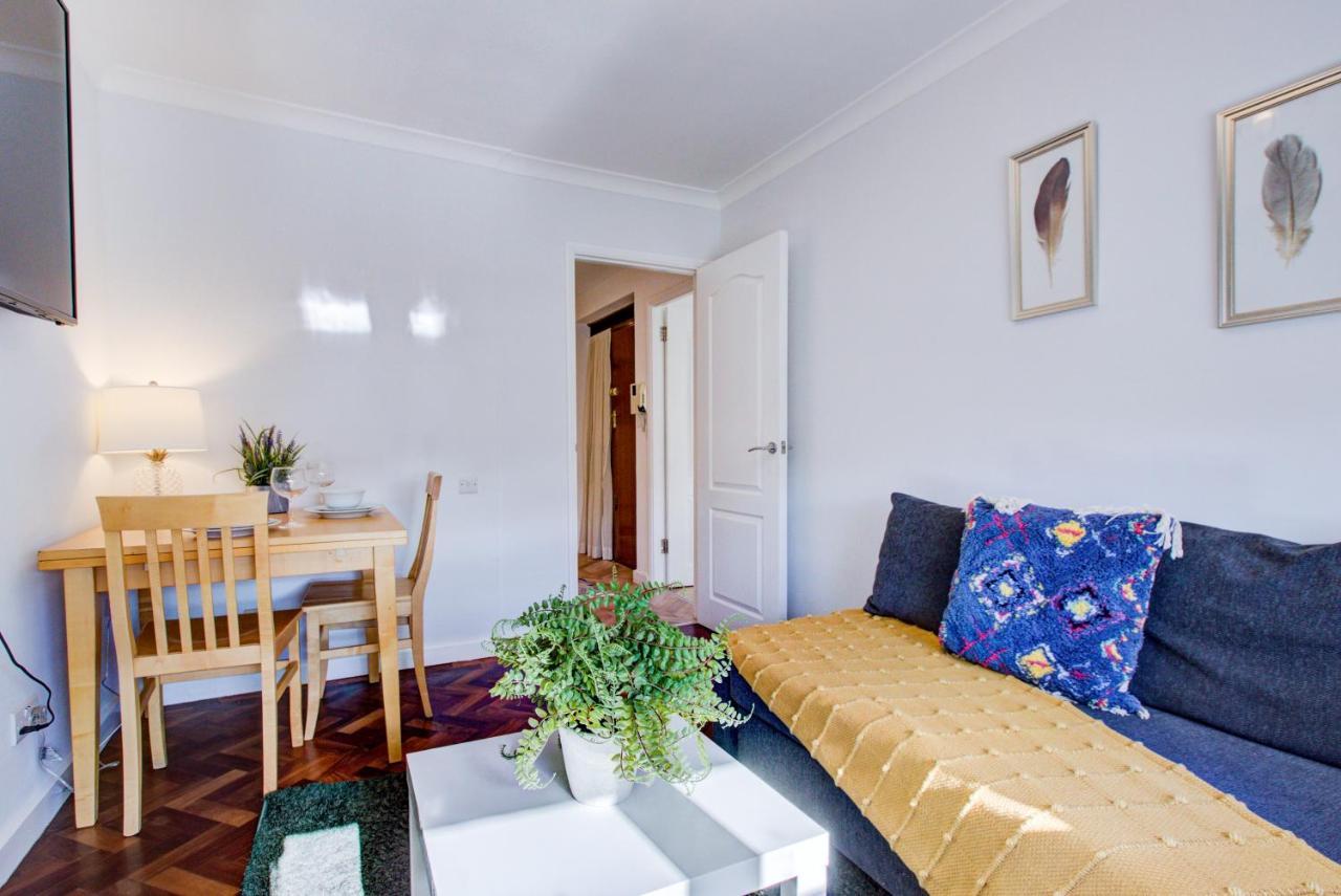3-Bedroom, 3-Baths Apartment In Super Posh Marylebone, Central London, W1 Bagian luar foto