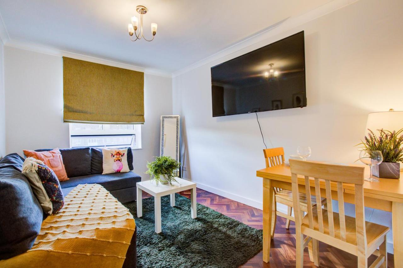 3-Bedroom, 3-Baths Apartment In Super Posh Marylebone, Central London, W1 Bagian luar foto